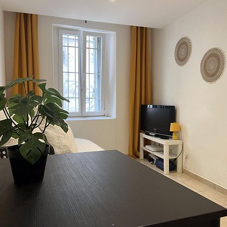 Studio Equipe Confort Proche De Toutes Commodites La Seyne-sur-Mer Exterior foto